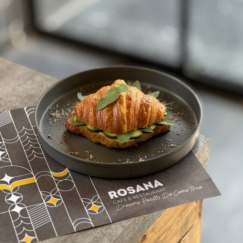  عکس کروسان پنير خامه اي خيار ريحان