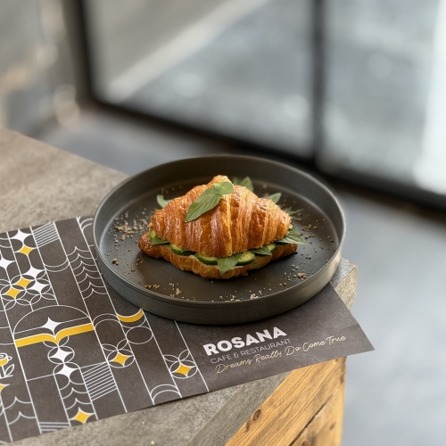  عکس کروسان پنير خامه خيار ريحان